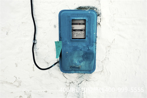 (400服務(wù)電話怎么收費(fèi))(400電話怎么申請(qǐng)安裝)